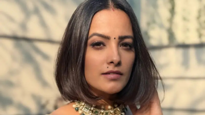  Anita Hassanandani performs a Mahabharat act; says ‘I have to give my best, because that’s what I live for and that’s what I do.’