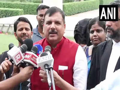  Sanjay Singh accuses EC of fraud, questions privacy claims
