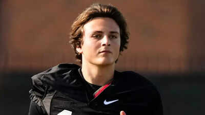 Julian Sayin chosen as Ohio State starter and set to make college debut in historic matchup with Texas