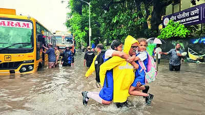  2 dead, 1 missing in Mumbai rain