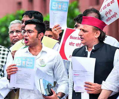 SP produces affidavits of 2022; accuses CEC of 'lying brazenly'