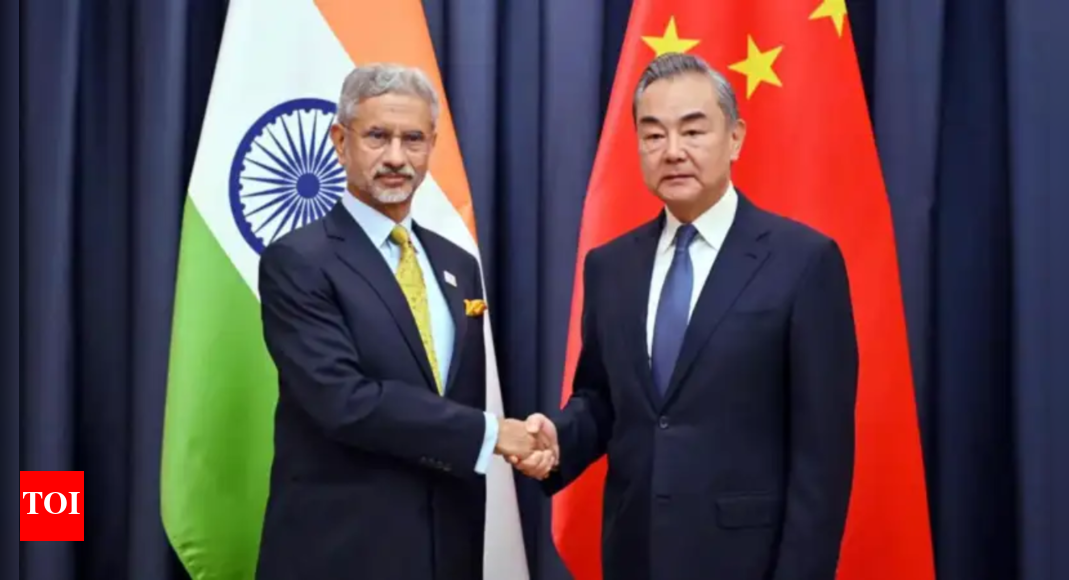 Constructive approach to ties, de-escalation essential, EAM to Wang