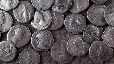 Roman soldier’s 1,900-year-old paycheck found buried in English field; Pics inside