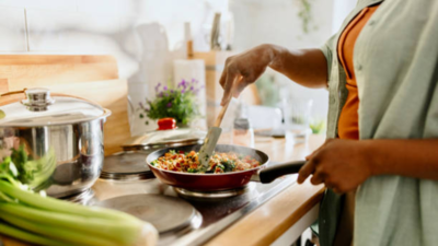 How often should you eat? Understanding meal frequency