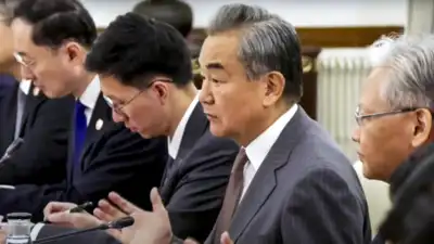  Chinese FM wraps up India visit; heads to Pakistan next