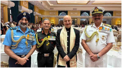 Anupam Kher feels 'honoured & humbled' standing next to the Chiefs Of Armed Forces