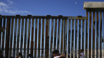  Trump administration pushes for US-Mexico border makeover; paint walls black to deter migrants