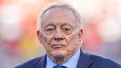 Jerry Jones recalls fans’ outrage and death threats after buying Dallas Cowboys and firing Tom Landry in 1989