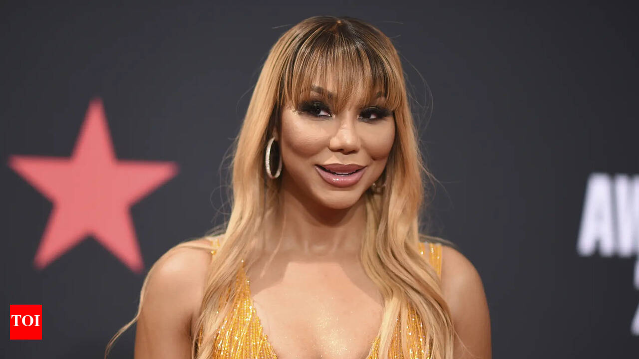 Singer Tamar Braxton says she 'almost died' in weekend accident: 'I  fractured my nose, lost some teeth and mobility' | - Times of India