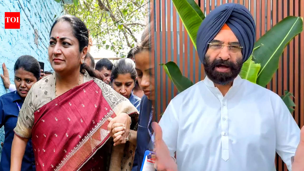 Row Over Attack On Delhi CM Rekha Gupta, BJP Suspects Political ...