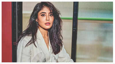  Kritika Kamra