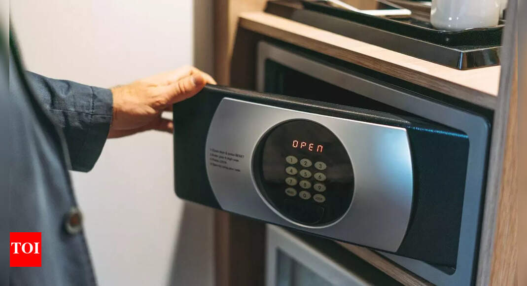 Why you should always put a shoe in your hotel safe: A travel hack explained