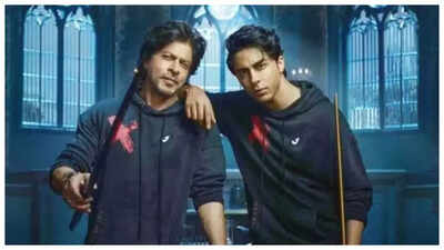 Shah Rukh Khan gets emotional as he invites Aryan Khan on stage, reveals first reaction to The Ba***ds of Bollywood: 'Kahin yeh Mannat ka CCTV…'