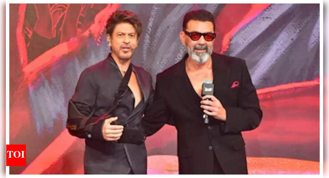 Shah Rukh Khan recalls Bobby Deol's debut in Barsaat with Twinkle Khanna: 'Itna handsome aadmi maine life mein nahin dekha tha...'