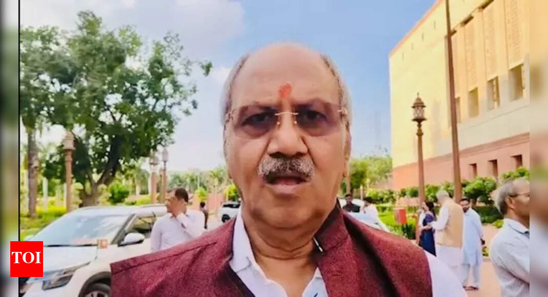 Lok Sabha MP Brijmohan Agrawal raises issue of pollution in Chhattisgarh, demands urgent action