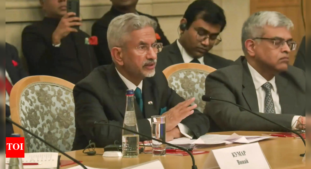 Trade deficit rising due to oil buy, need to address it: EAM in Russia
