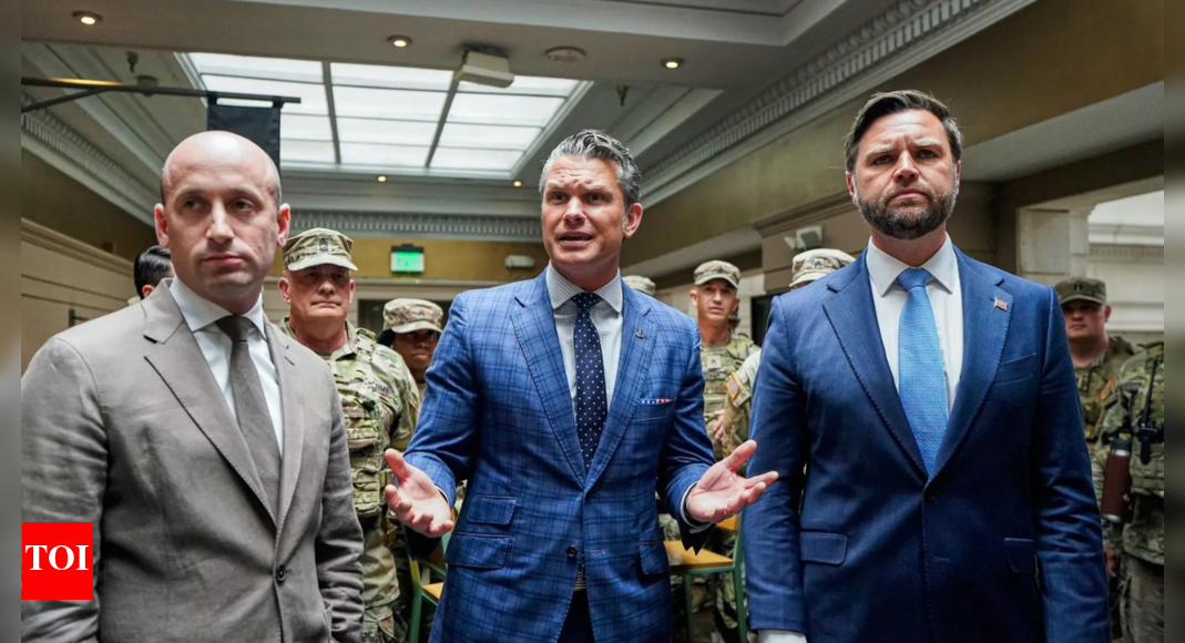 ‘Crazy-communist white hippies’: Chants & boos disrupt JD Vance’s national guard lunch; DC pushback grows