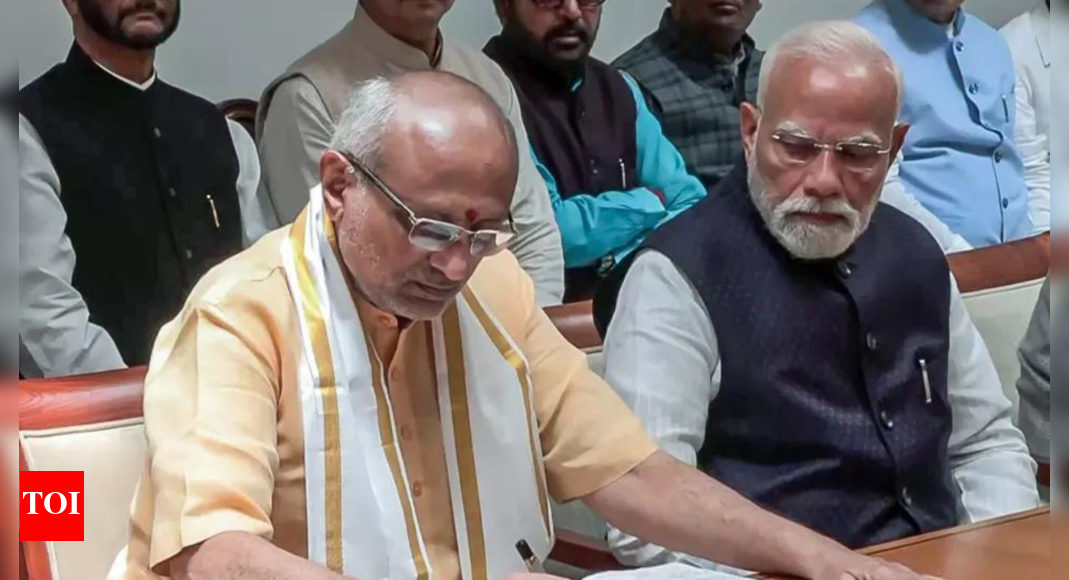Accompanied by NDA netas & with PM as first proposer, C P Radhakrishnan files papers