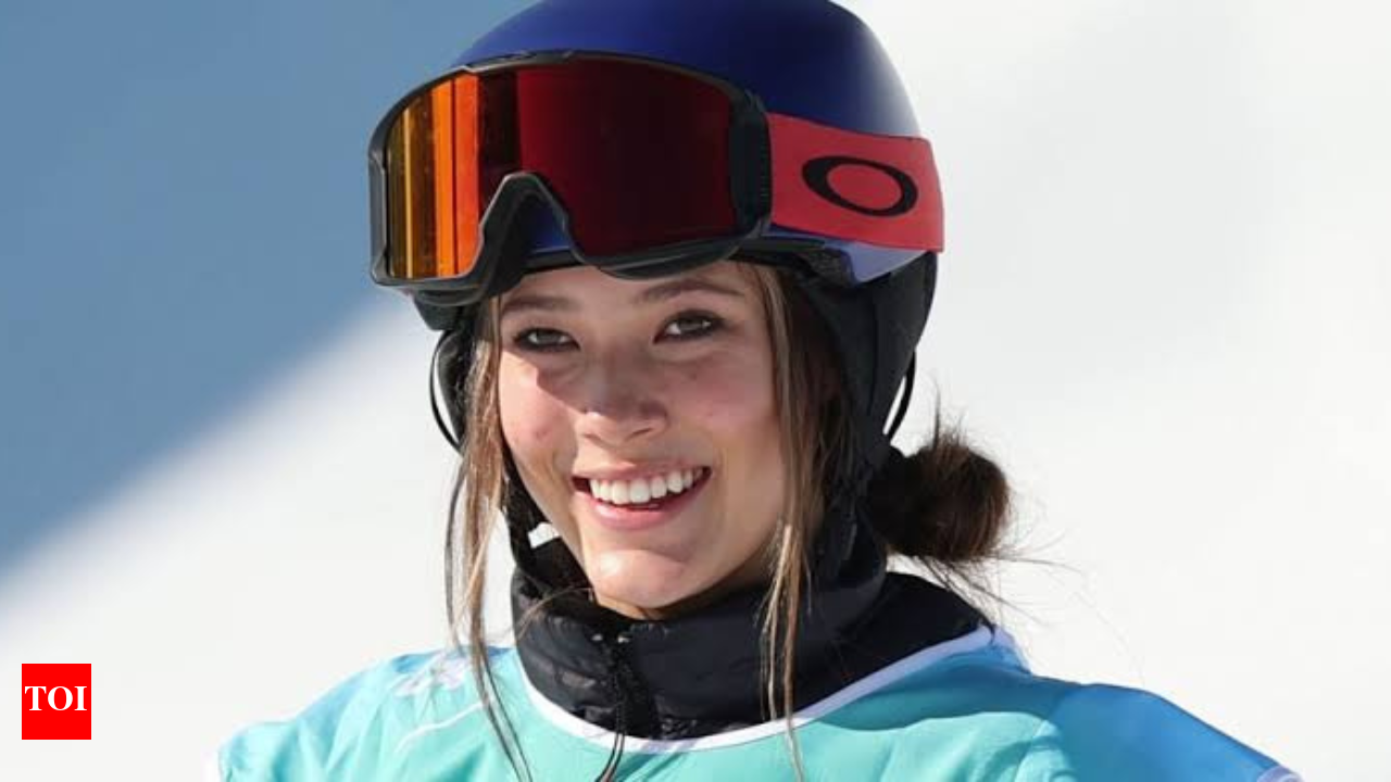Very dangerous to be interrupted”: Olympic skier Eileen Gu points to fan  involvement after frightening skiing crash | International Sports News -  Times of India