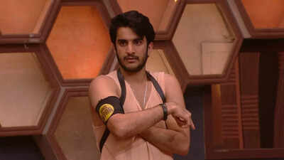 Bigg Boss Malayalam 7: Aryan faces criticism for backing out of task; Netizens and housemates slam his choice of words