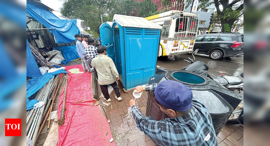 At Panaji’s Ashtami fair, 400 stall owners share just 9 mobile toilets