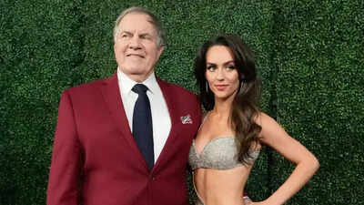 Bill Belichick shows rare smile holding hands with Jordon Hudson during Chapel Hill dinner