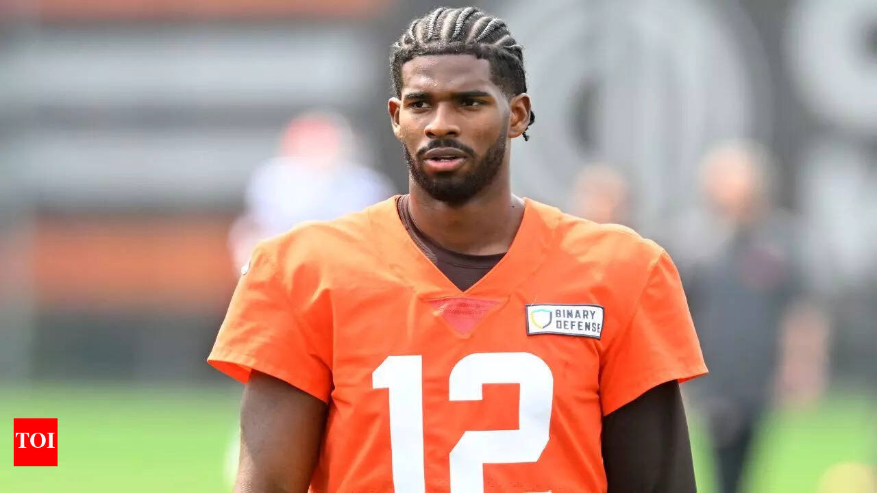 Will Shedeur Sanders play against the Rams today? Latest injury update on  the Browns' star rookie | NFL News - Times of India