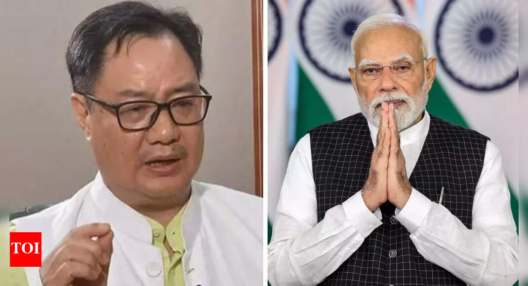 <div>'No exception for me': What PM Modi said on bills to sack jailed ministers - Kiren Rijiju reveals</div>