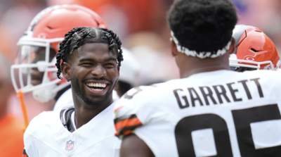  Fans split between ‘QB1’ praise and ‘Shedont Sanders’ trolls