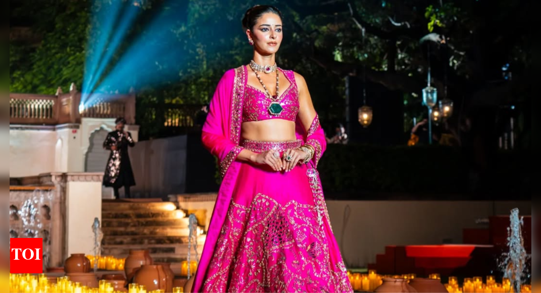 Ananya Panday turns Rambagh Palace into a runway in this blazing hot-pink lehenga for Punit Balana