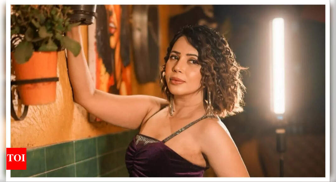 https://static.toiimg.com/thumb/msid-123486059,width-1070,height-580,imgsize-35278,resizemode-75,overlay-toi_sw,pt-32,y_pad-40/photo.jpg