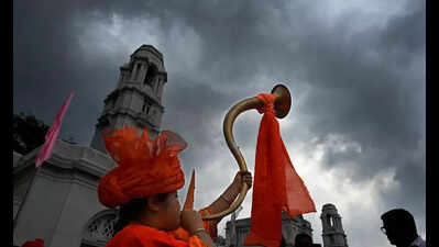 Showers of relief: Rain brings down mercury, humidity level