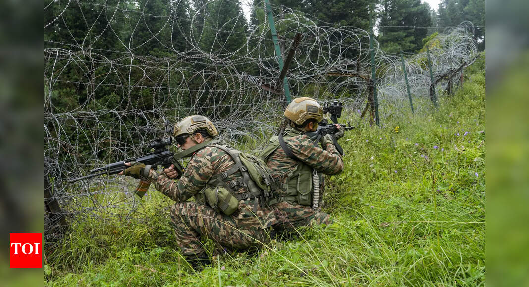 <div>J&K infiltration bid foiled: Soldiers spot suspicious movement, open fire; search ops on in Uri</div>