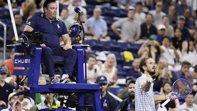 Daniil Medvedev sparks chaos at US Open, clashes with umpire and crowd before shock exit