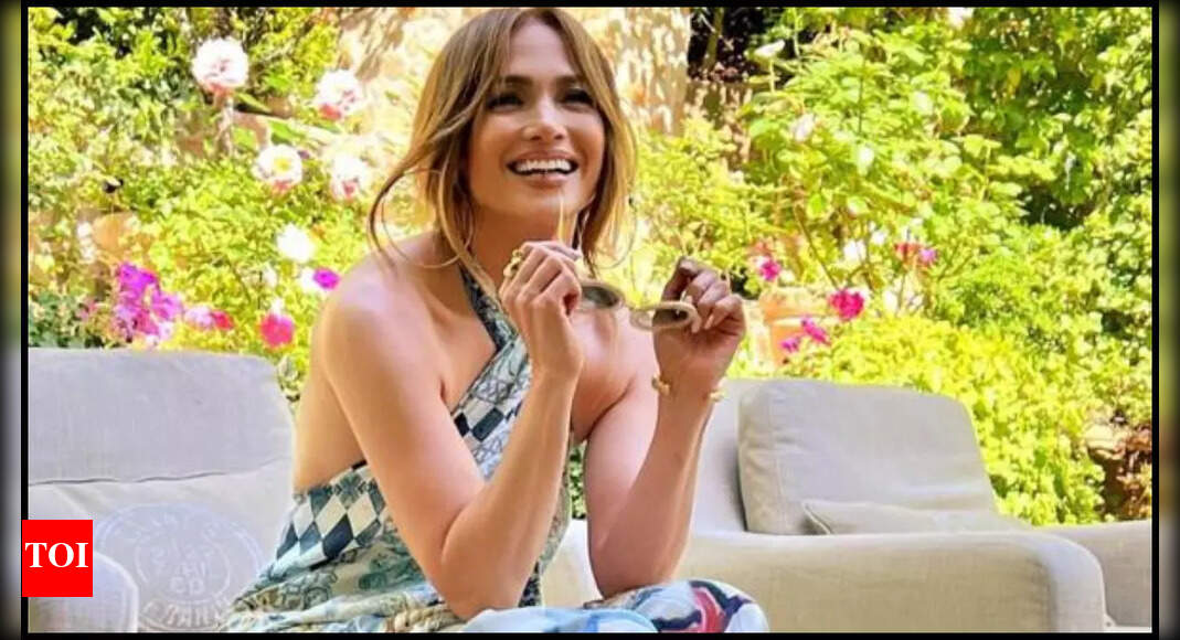 https://static.toiimg.com/thumb/msid-123508307,width-1070,height-580,imgsize-86956,resizemode-75,overlay-toi_sw,pt-32,y_pad-40/photo.jpg