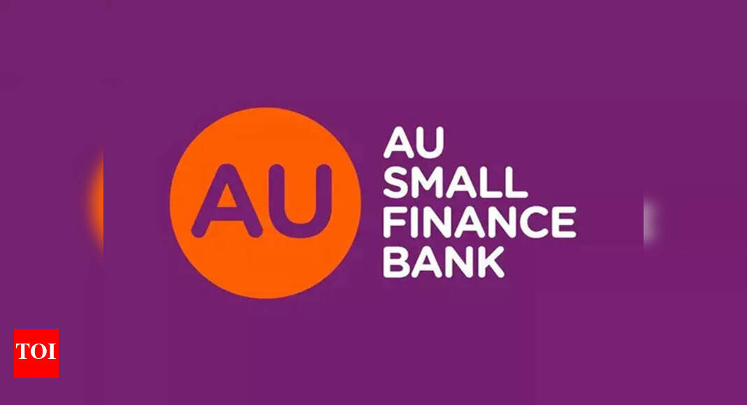 Eluru police arrest loan fraudsters who cheated AU Bank of Rs 2.5 crores