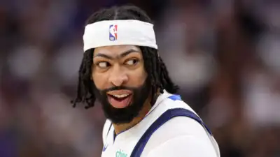 Anthony Davis left speechless after Marlen Davis drops shocking tease about his golf speed in Plano