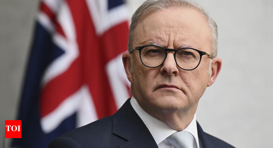 <div>'Dangerous acts of aggression': Australia accuses Iran of plotting two antisemetic attacks; PM Albanese expels ambassador over alleged involvement</div>