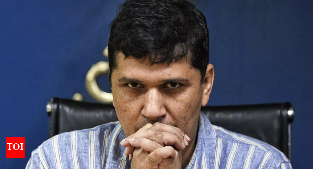 <div>ED raids AAP leader Saurabh Bharadwaj: What is Delhi hospital construction scam? All you need to know</div> <div>ED raids AAP leader Saurabh Bharadwaj: What is Delhi hospital construction 'scam'? All you need to know</div>
