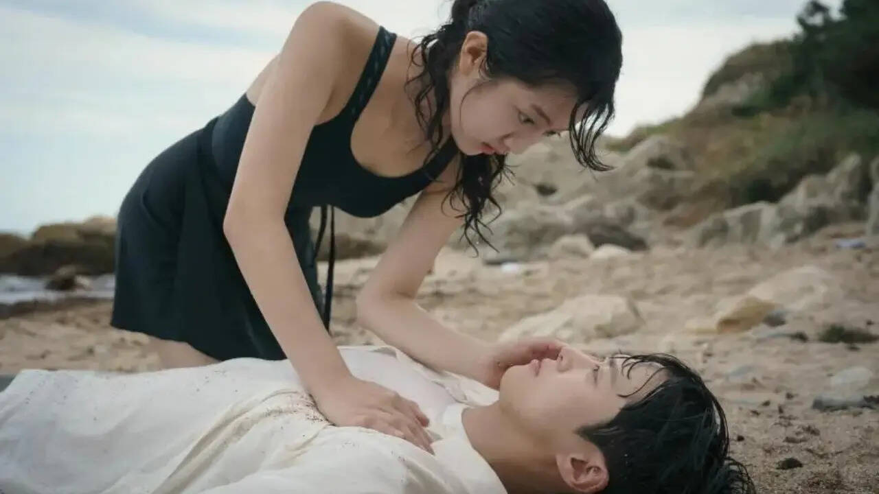 Shin eun soo makes a splash as 'Love Untangled' unveils fate-sealing rescue in 1998 Busan | - The Times of India