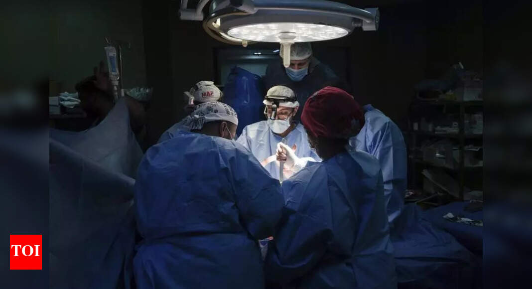 Pune Women Surgery News: Woman with chronic kidney disease undergoes joint replacement surgery with help of nerve blockers | Pune News