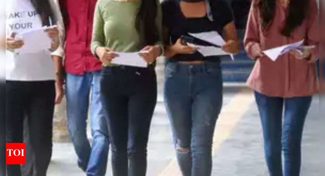 ‘Got only three days this time’: Over 7 lakh of 9.5 lakh UG seats vacant in Bengal colleges; admission deadline extended