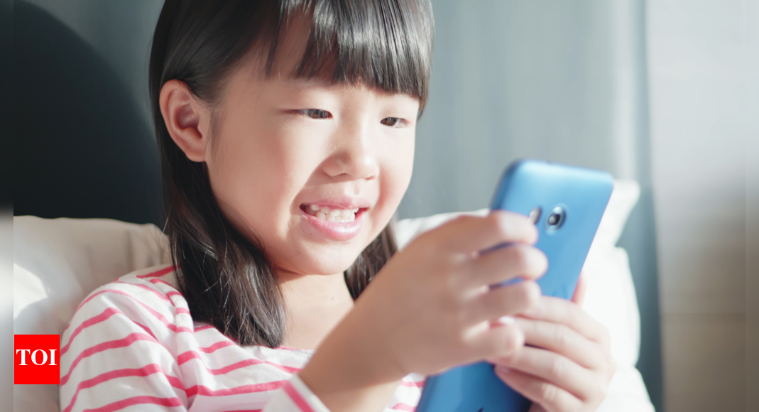 ‘No more phones in classrooms’: South Korea announces nationwide ban; to be implemented in 2026 ‘No more phones in classrooms’: South Korea announces nationwide ban; to be implemented in 2026