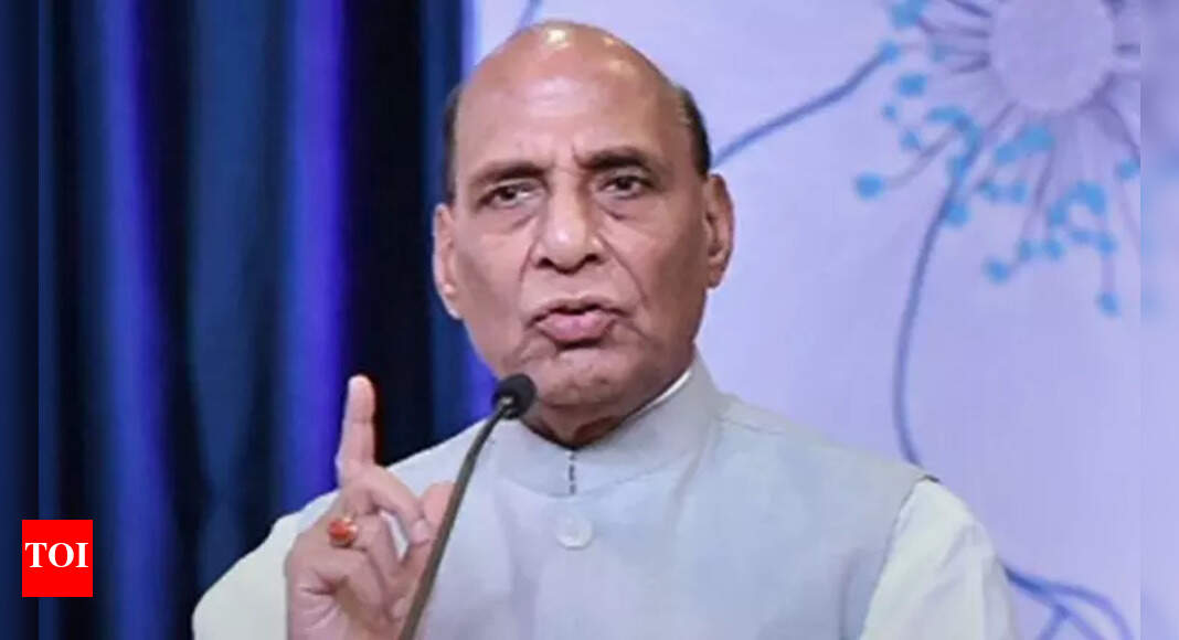 Rajnath: Be ready for all challenges, short-duration battles to 5-year war