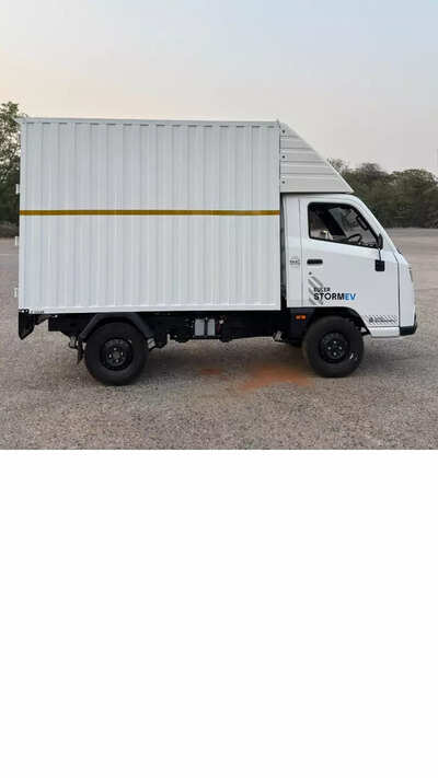 . Commercial vehicle dispatches may grow by 3-5%: Report