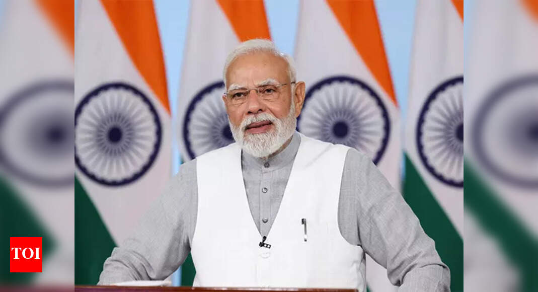 Modi asks mantris to be vocal for local