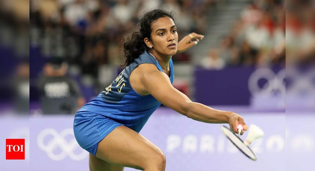 Indian shuttlers shine as Sindhu, Satwik-Chirag, Dhruv-Tanisha enter pre-quarters