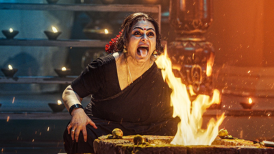 Shilpa Shirodkar's first look as Shobha is out; "She isn't just driven by greed, she defines it"