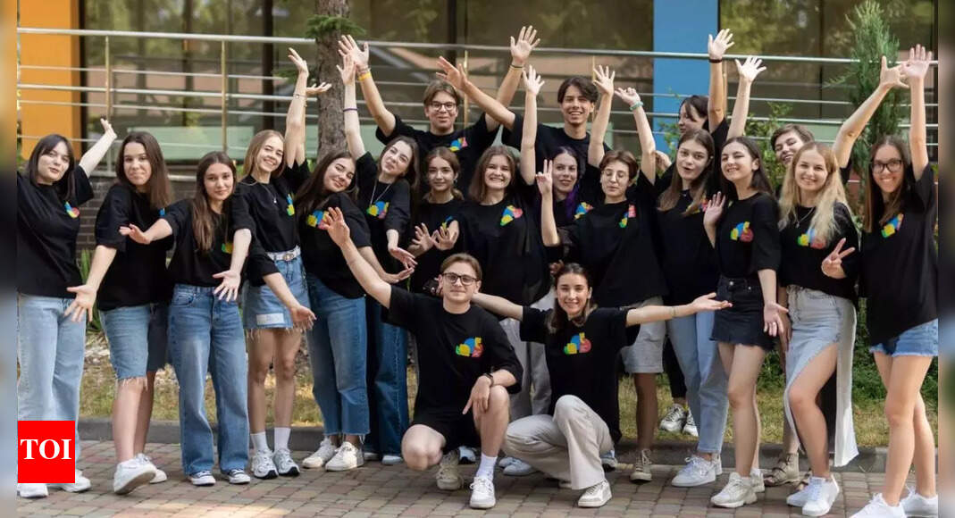 Ukraine allows young men to leave the country: Why Kyiv is suddenly easing its wartime travel ban
