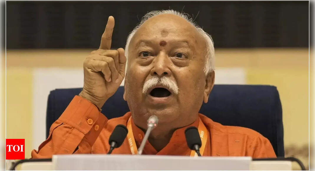 <div>'Never said someone should retire': RSS chief on 75-year age limit; dismisses speculations</div>